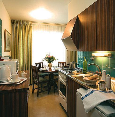 Hotel Residence St James Genebra Quarto foto